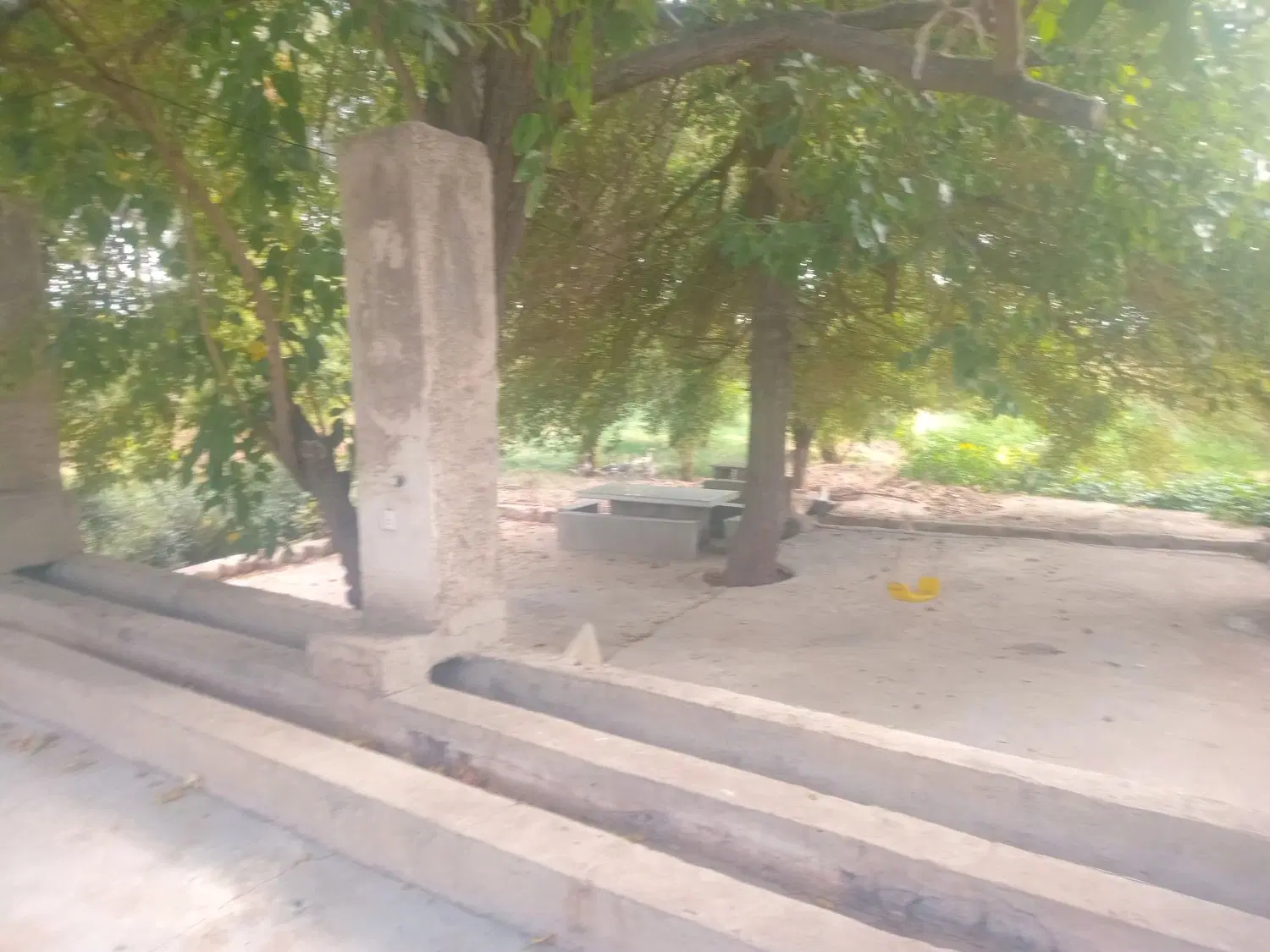 1هکتار باغ محصور