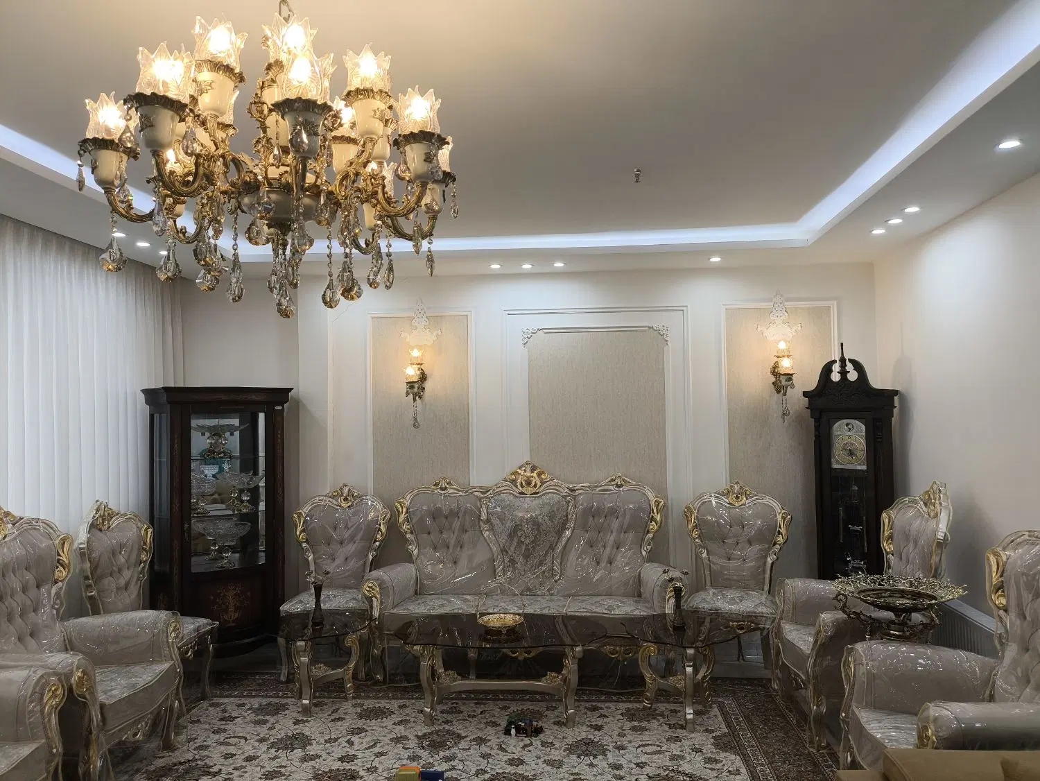 آپارتمان ۱۳۰ متری .لاکچری .سیدرضی سر دونبش