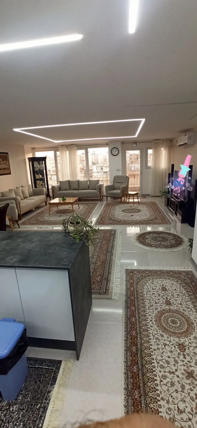 اپارتمان 200 متری 3 خواب تک واحدی