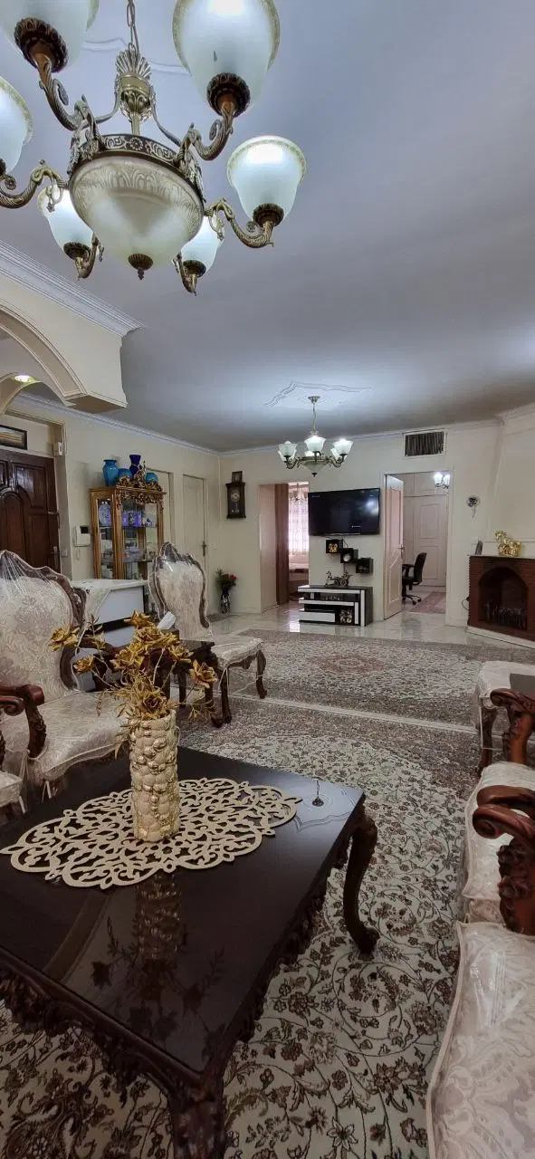 آپارتمان ۷۵ متری( تخلیه) میدان شهدا خورشید