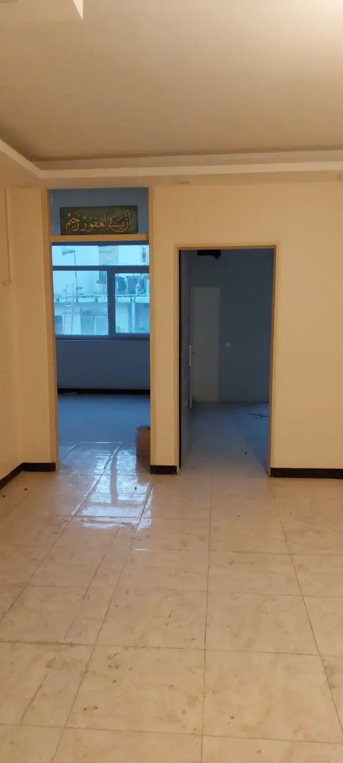 ۷۴ متری مهراباد جنوبی کوچه شهید رجبی مجتمع مقدس