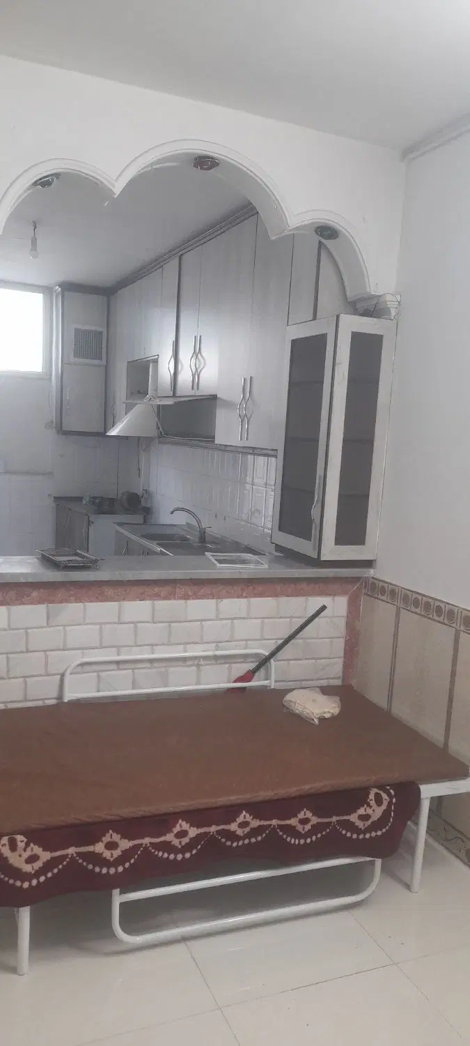 اجاره یک واحد ۷۰ متری میدان ساعت