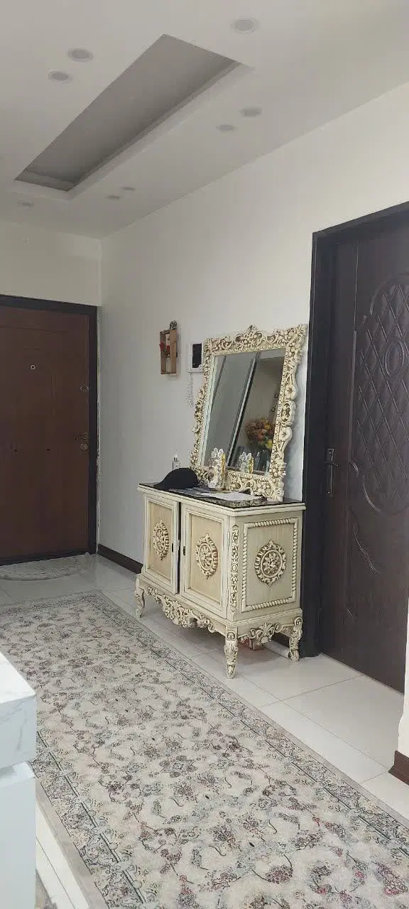 واحد اپارتمان 135متری سه خوابه
