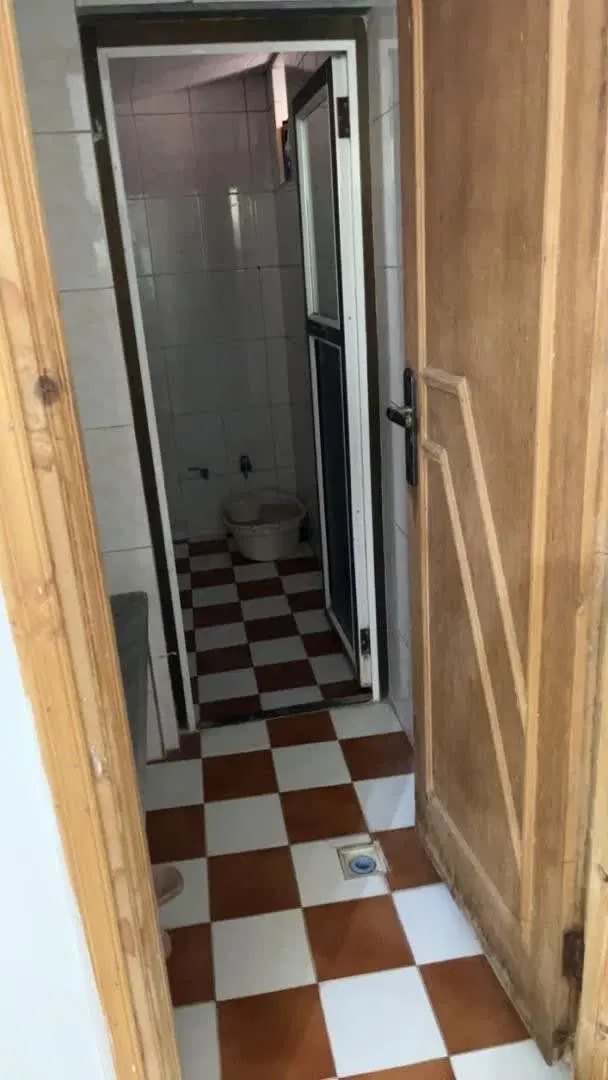 همکف عبورمشترک ۹۵متری