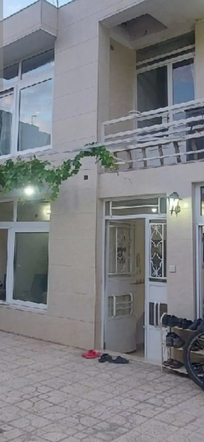رهن منزل ۵خوابه مناسب درمانگاه وکلینیک ب خیابان
