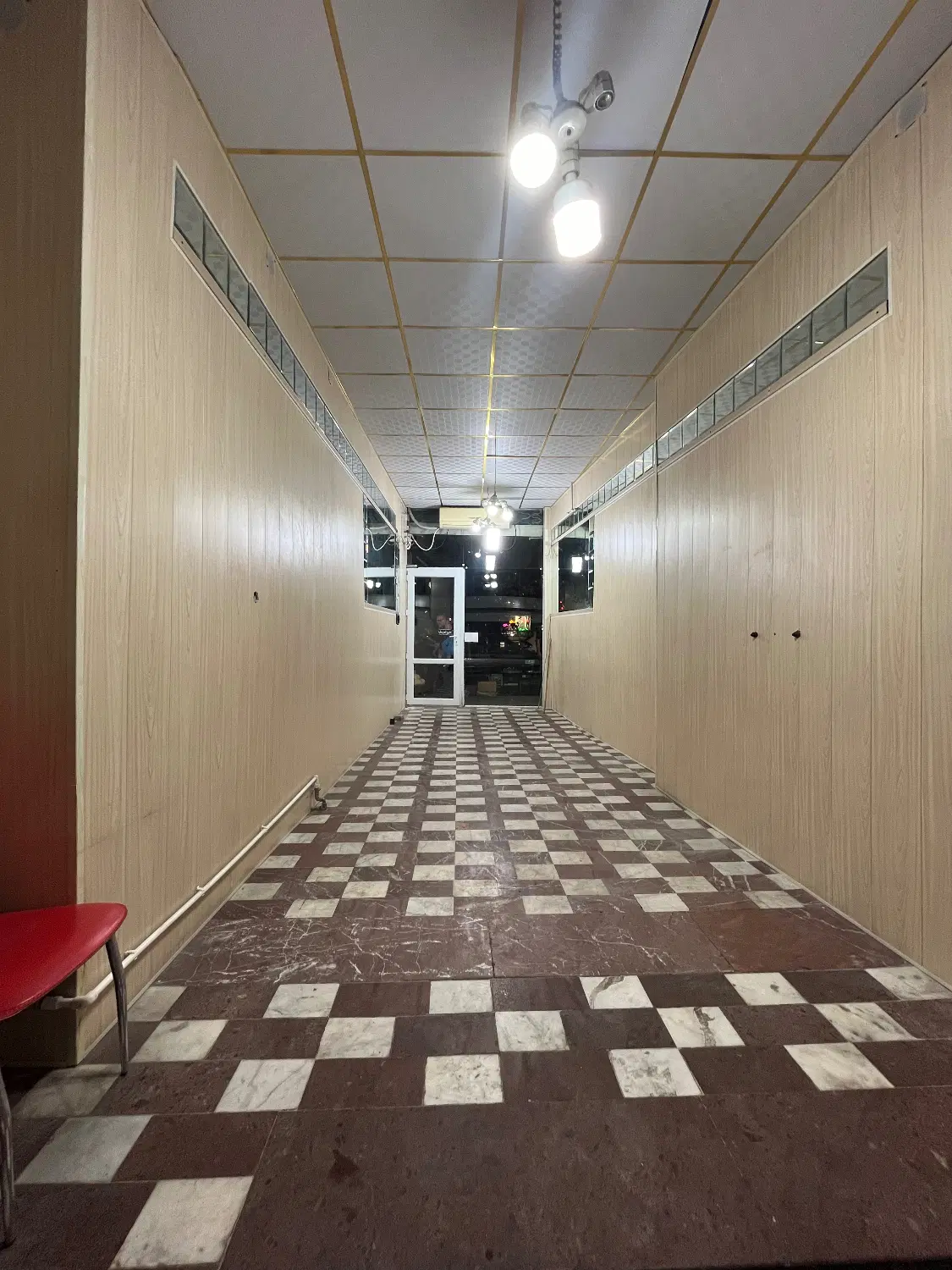 اجاره مغازه۱۰۰متر ابرسان