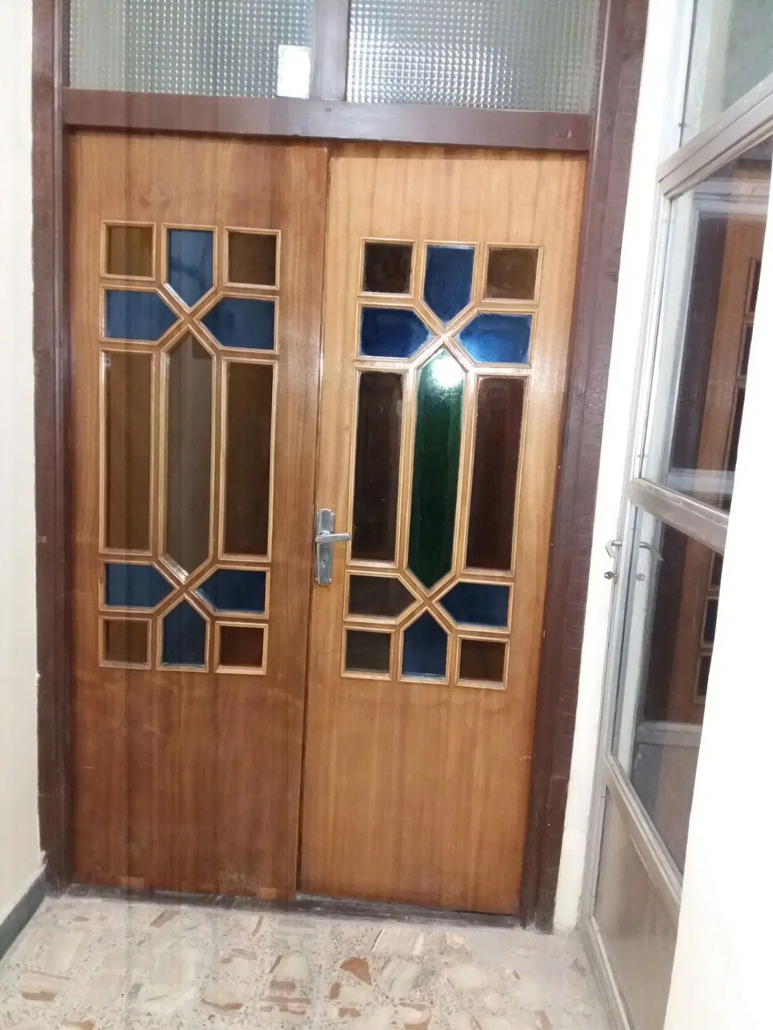 اجاره دفتر کار در خیابان شریعتی