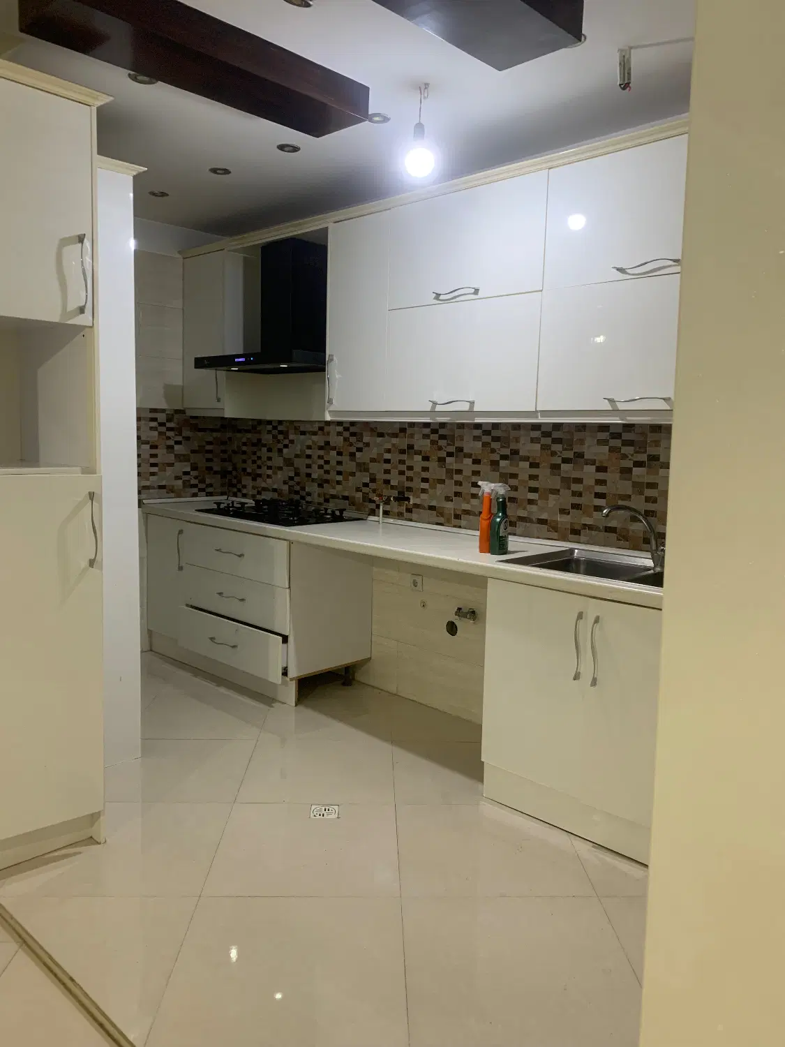 رهن کامل آپارتمان ۸۵ متری