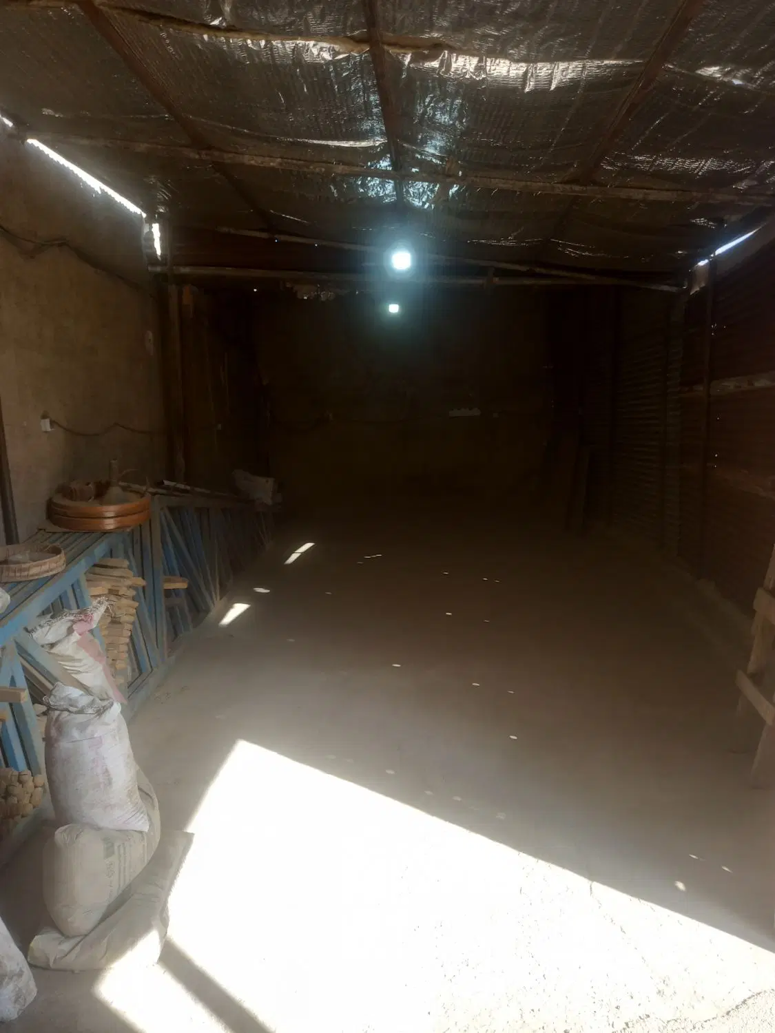 کارگاه ۷۰ متری اجاره ای