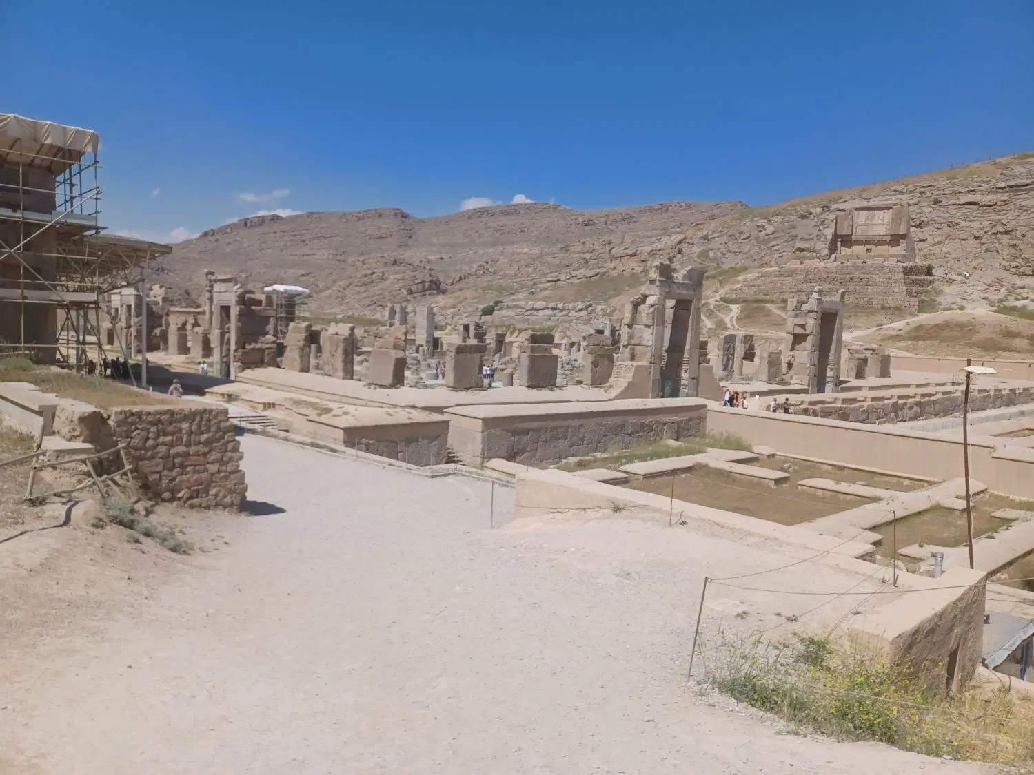زمین مسکونی