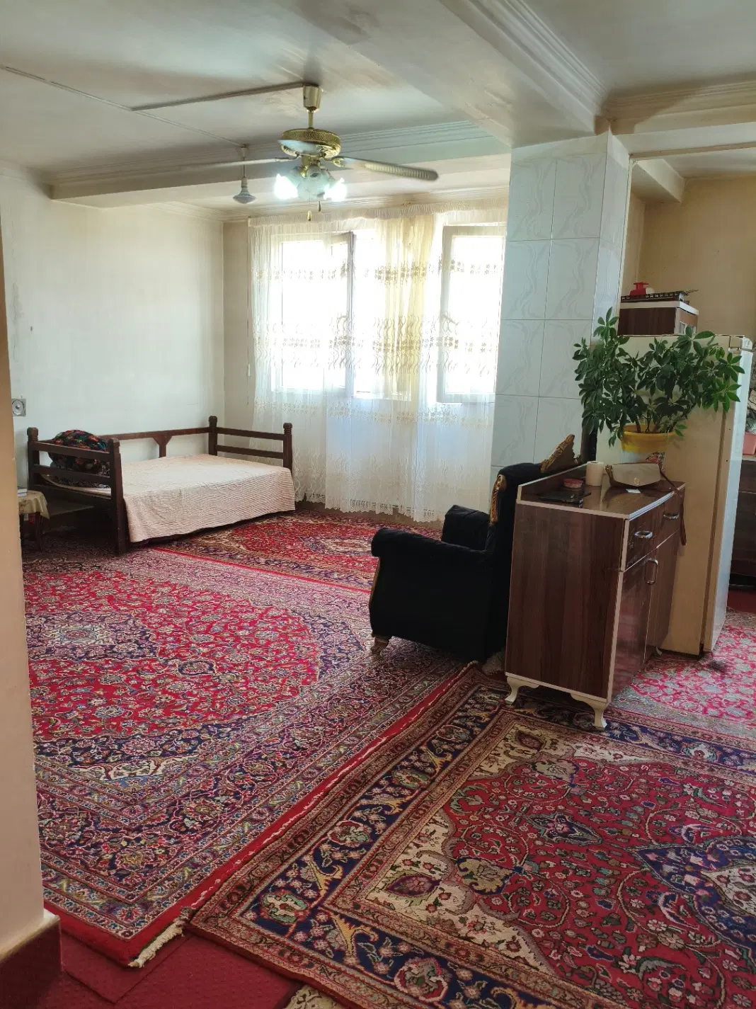 اجاره خانه در بر میدان دانش اموز