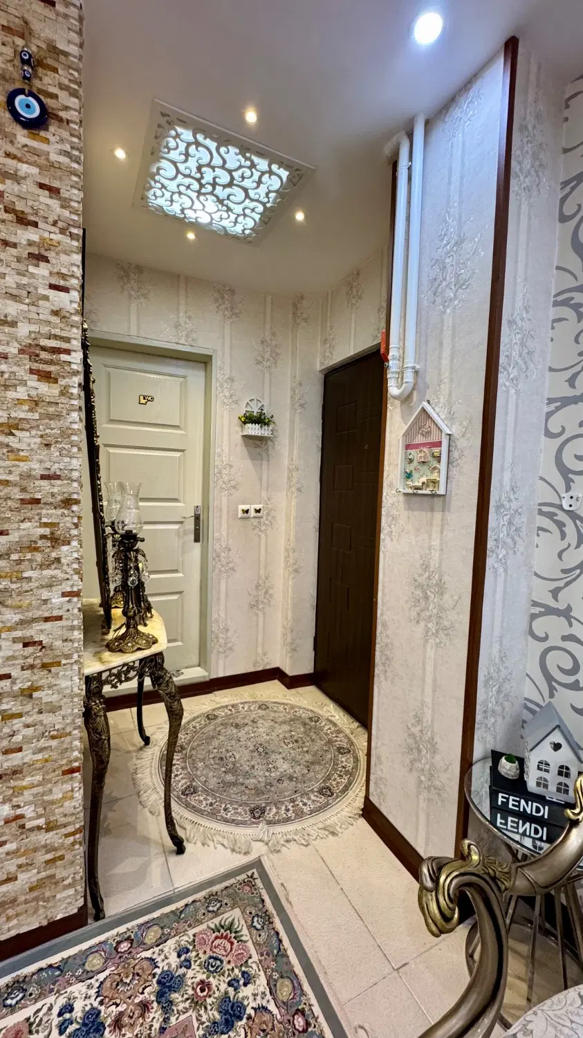 آپارتمان ۱۰۴ متری فول امکانات