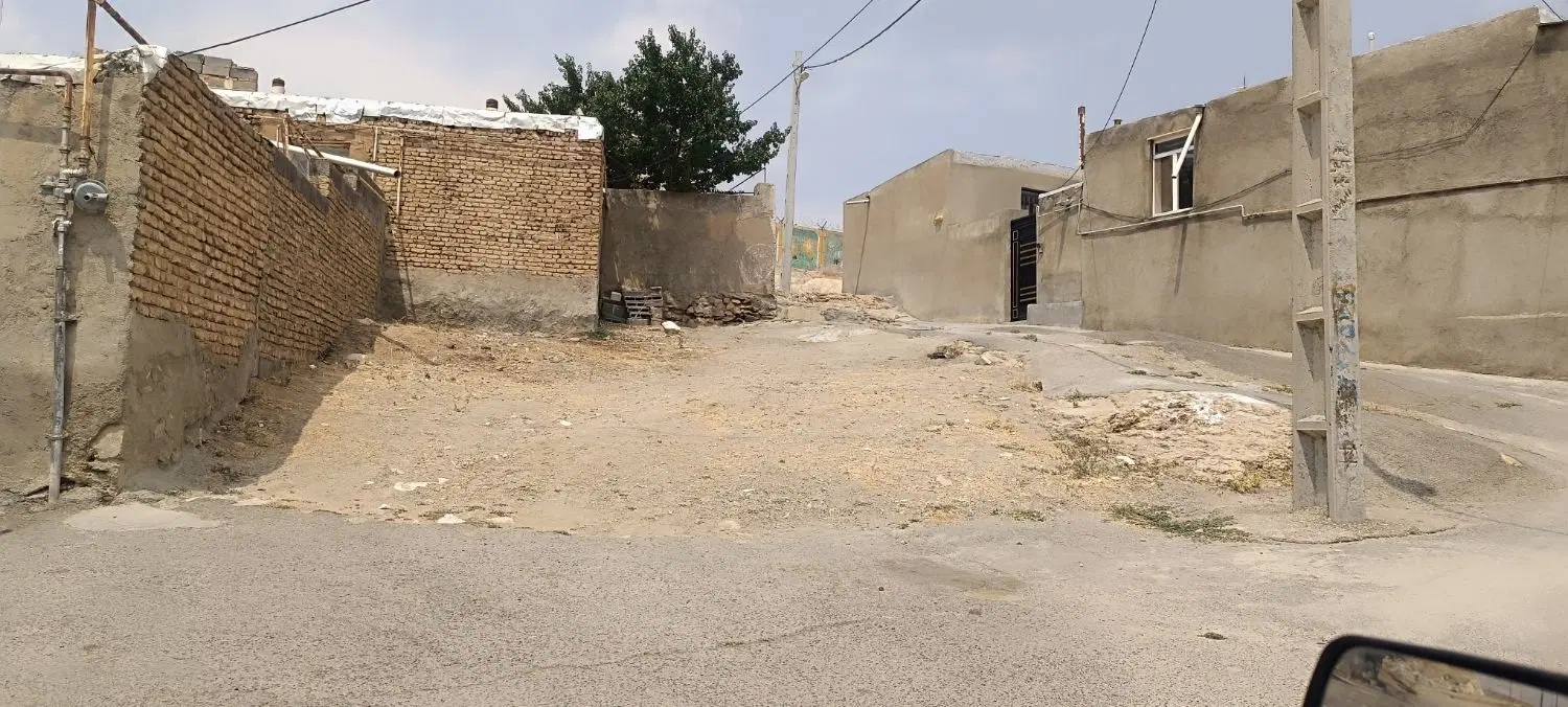 زمین مسکونی با جواز ساخت