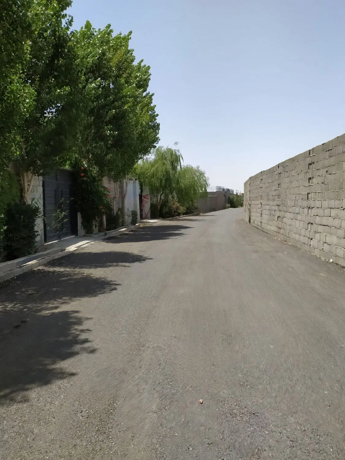 باغچه با سند آب_تکبرگ مجزا _ مناسب سرمایه گذاری