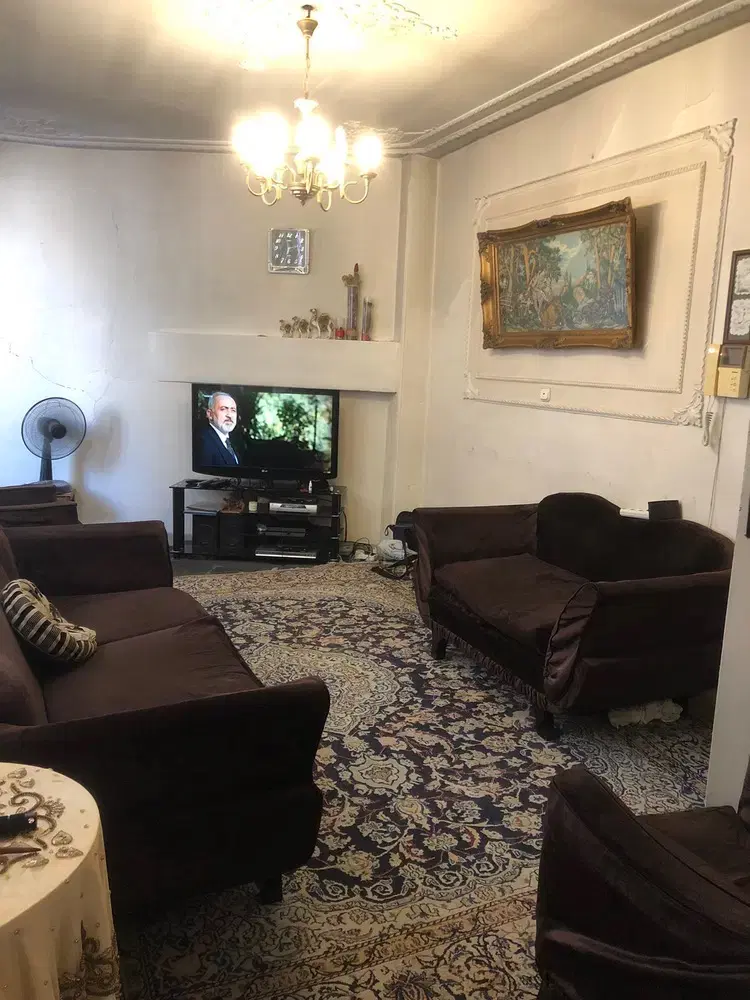 اباذر _۵۳متر_نزدیک مترو_سرمایه گذاری _عکس واقعی