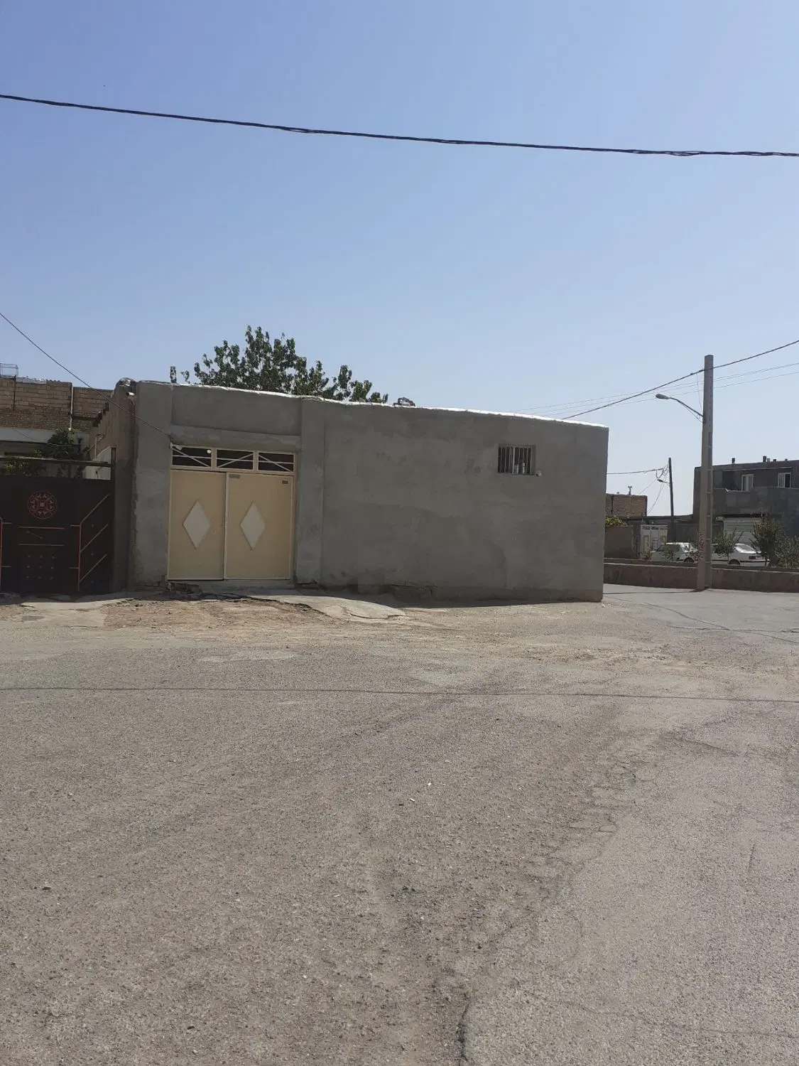 فروش ملک مسکونی و تجاری
