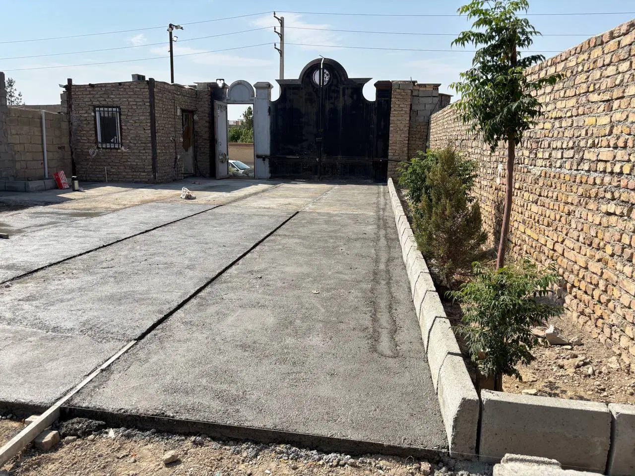 باغچه چهاردیواری 550 متری