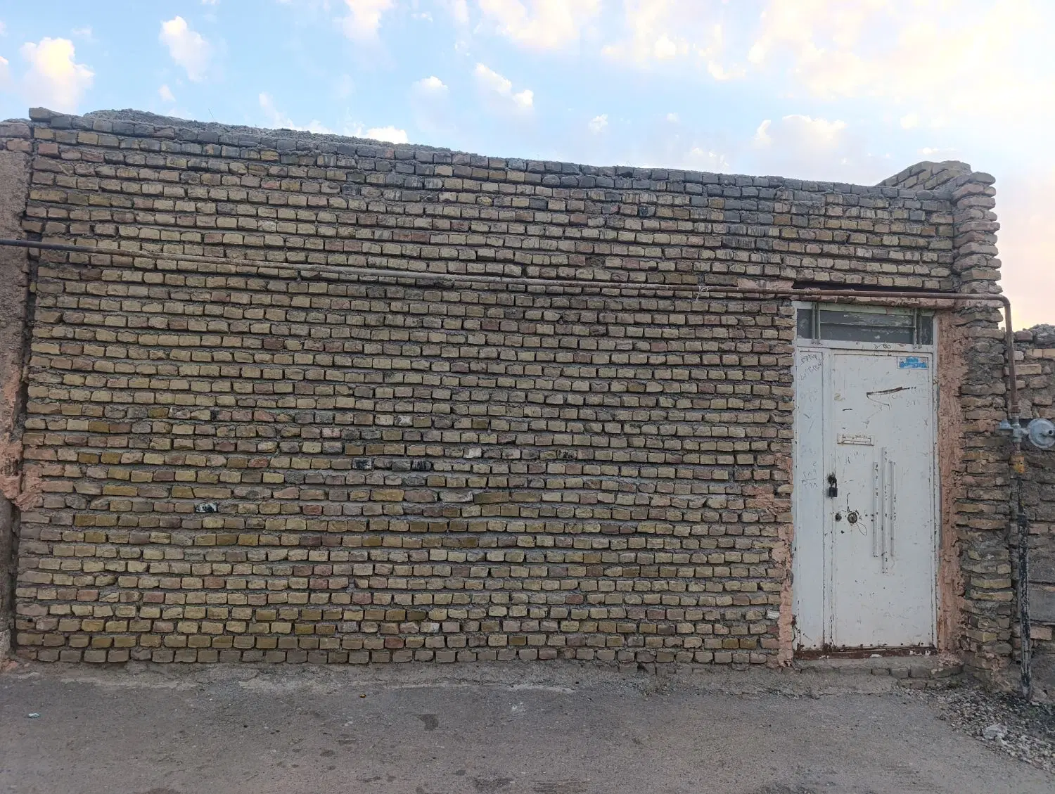 زمین نیمه ساخت 60متری
