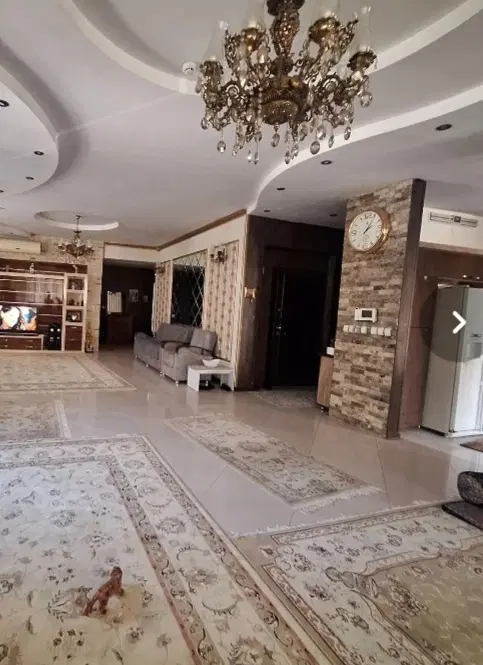 ۸۰متر طبقه2 در انتها اندیشه