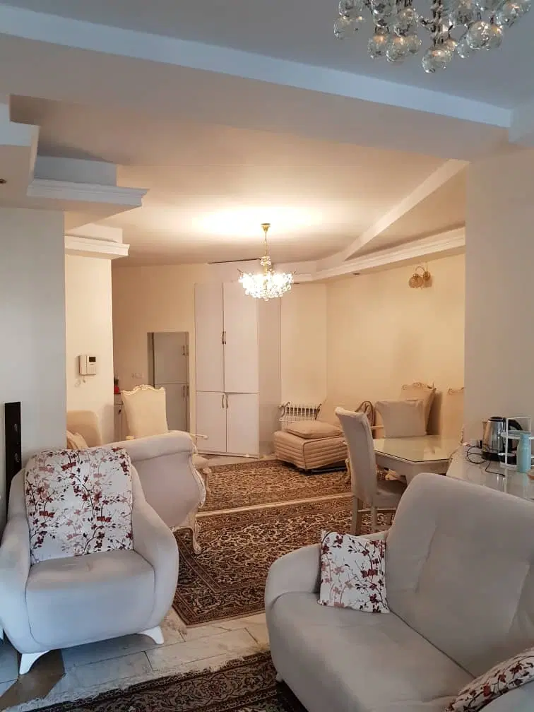 میدان حسین آباد جوانشیر_۸۰ متر_ دو طرف نور