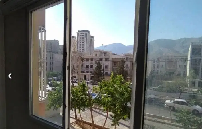 مجتمع دانشگاه تهران ۸۷ متری