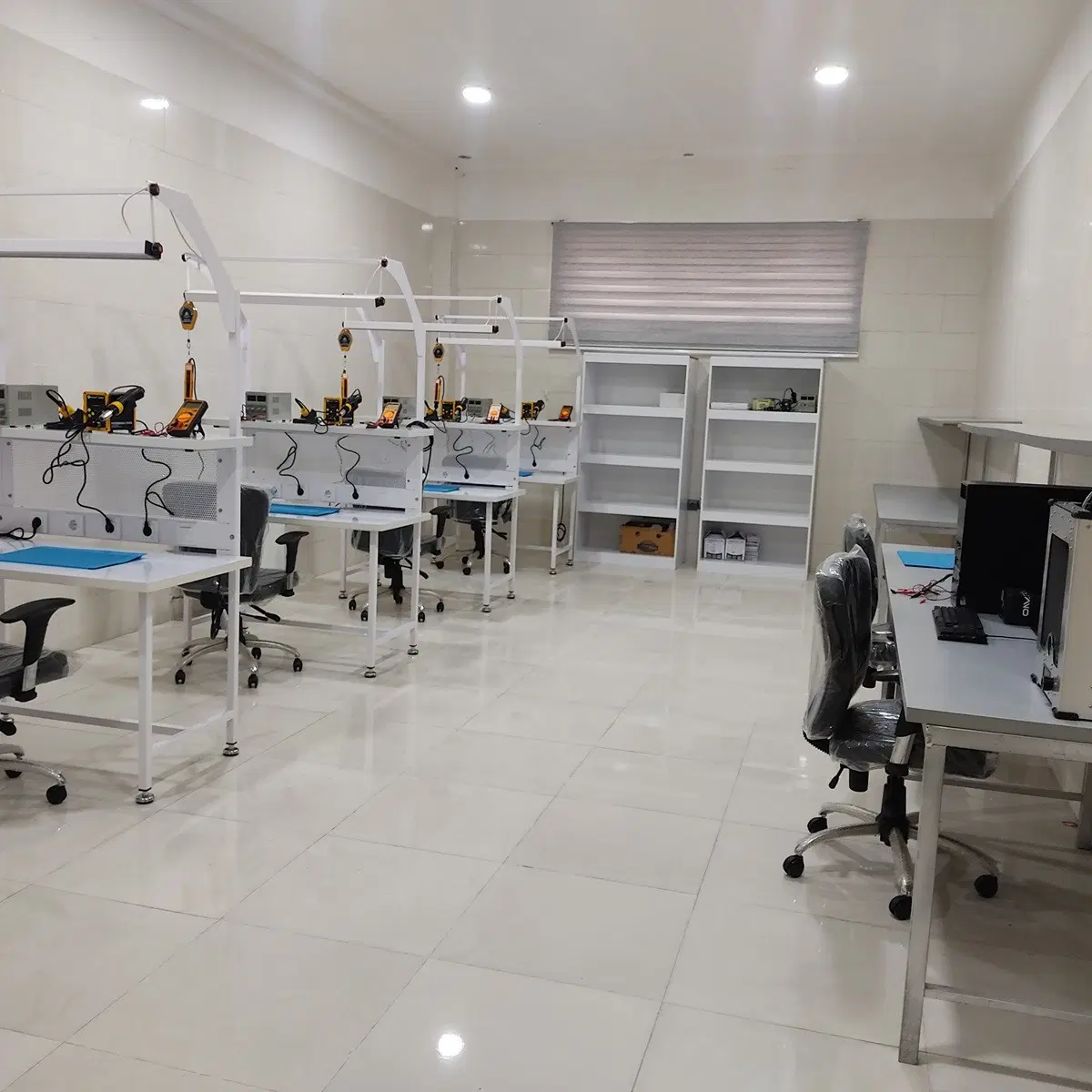 فروش کارخانه تولید موبایل با مجوز فعال