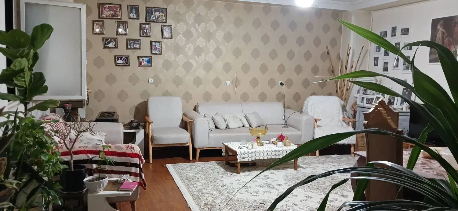 چهاراه نبوت ۸۵ متر ۲ خواب