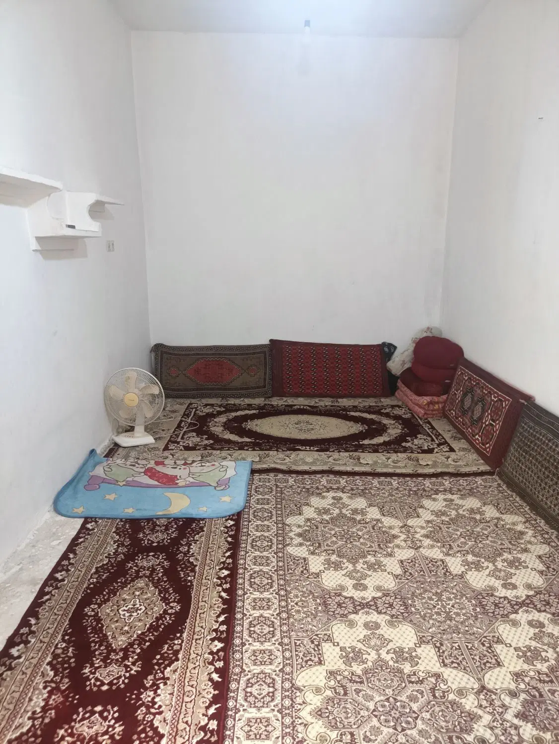 اتاق ۳۰ متری اجاره ای