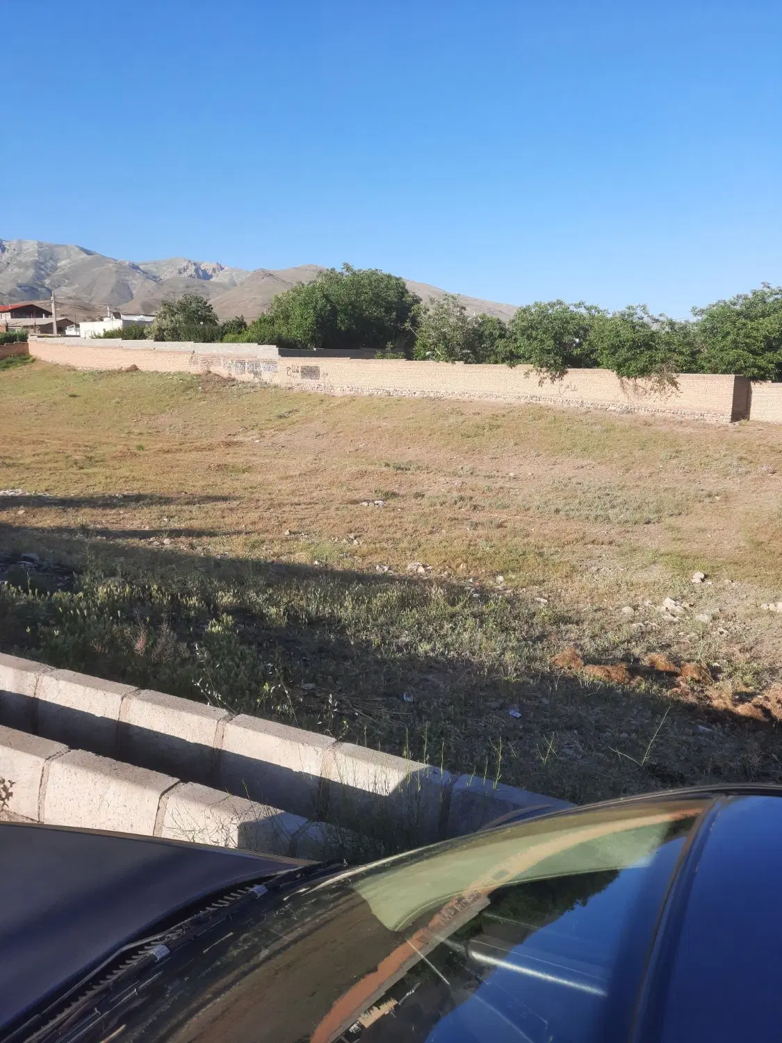 زمین مسکونی