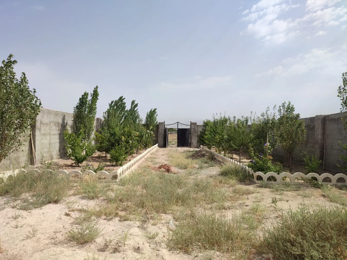 468 متر سندار