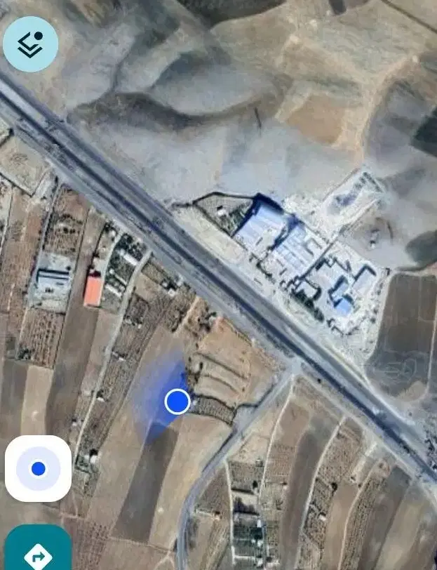 زمین باغی