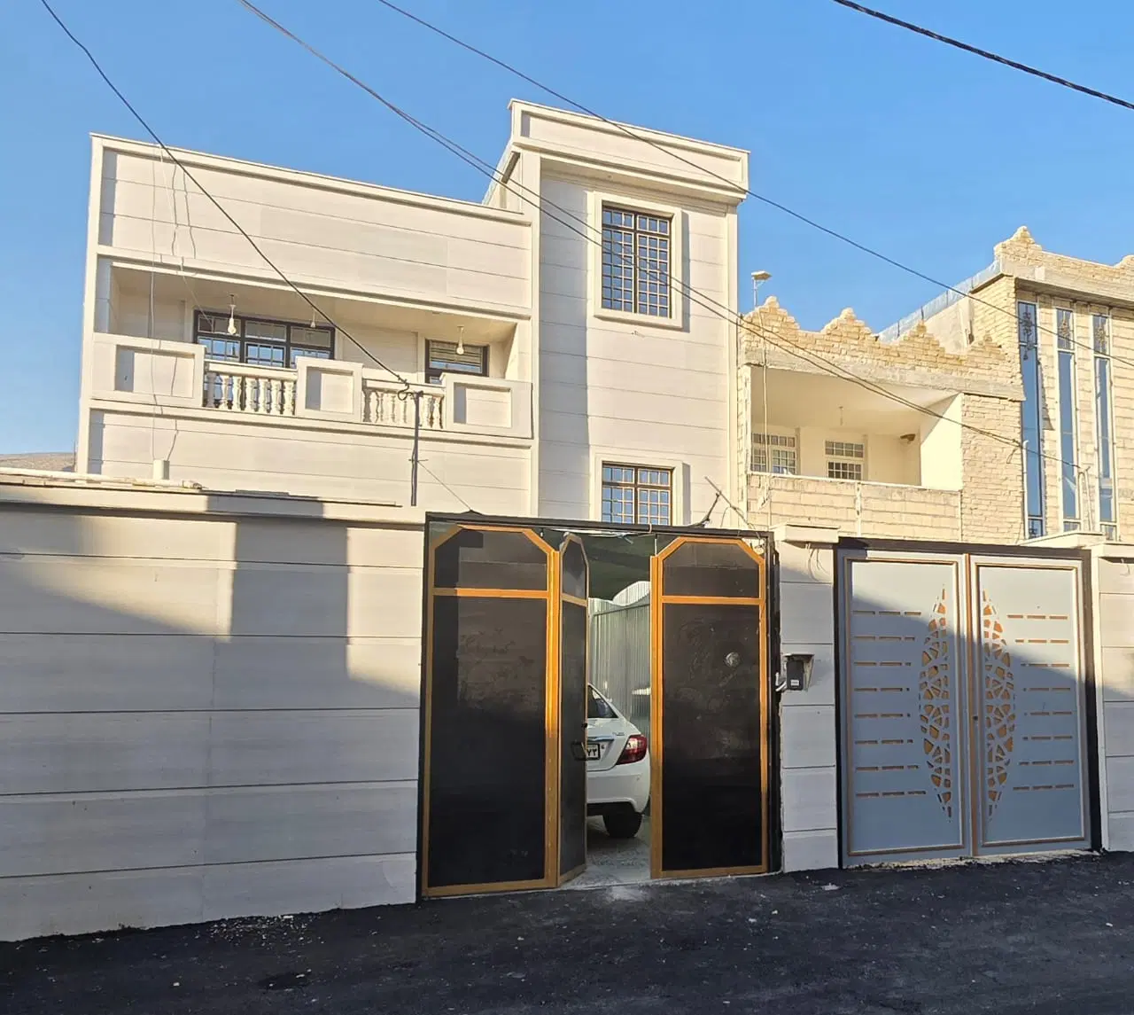 منزل ویلایی لوکس نوساز زیر یکسال در حد زیر قیمت