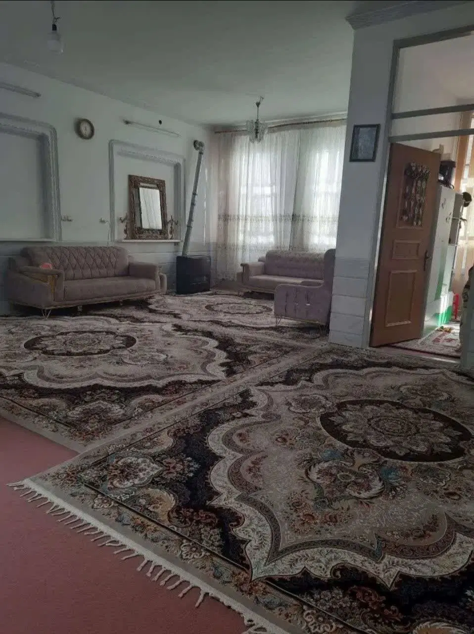 فروش منزل مسکونی پشت انتقال خون