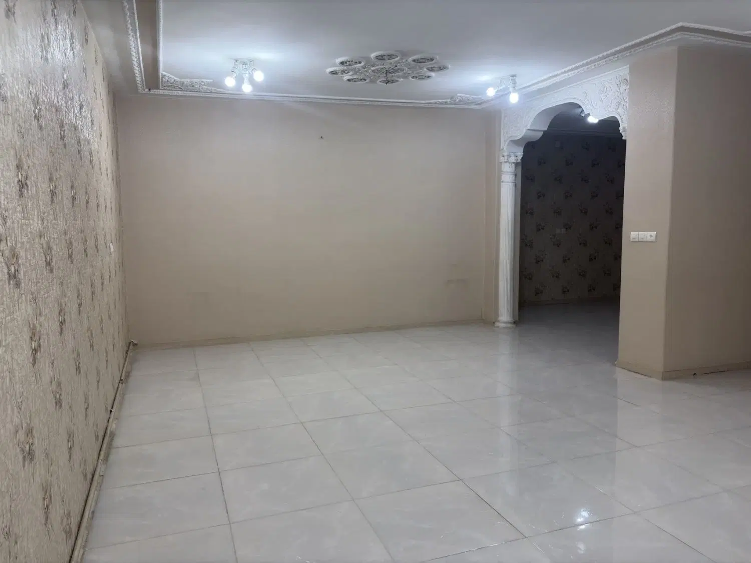 رهن و اجاره منزل ویلایی بهارستان