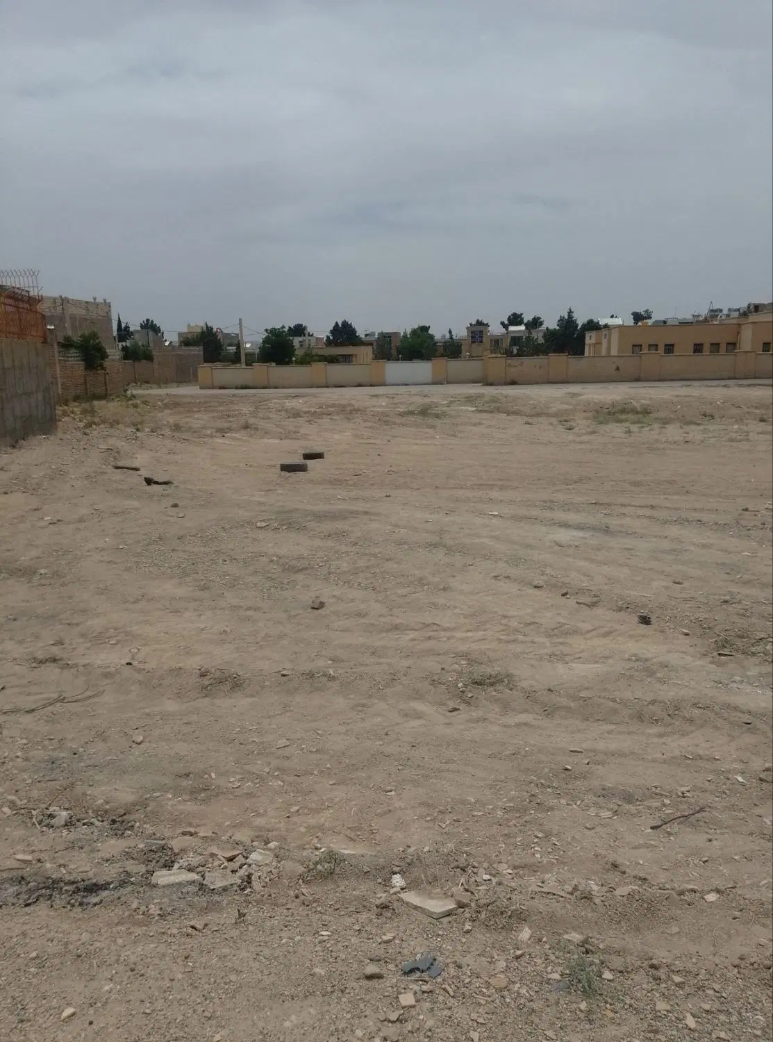 زمین مسکونی