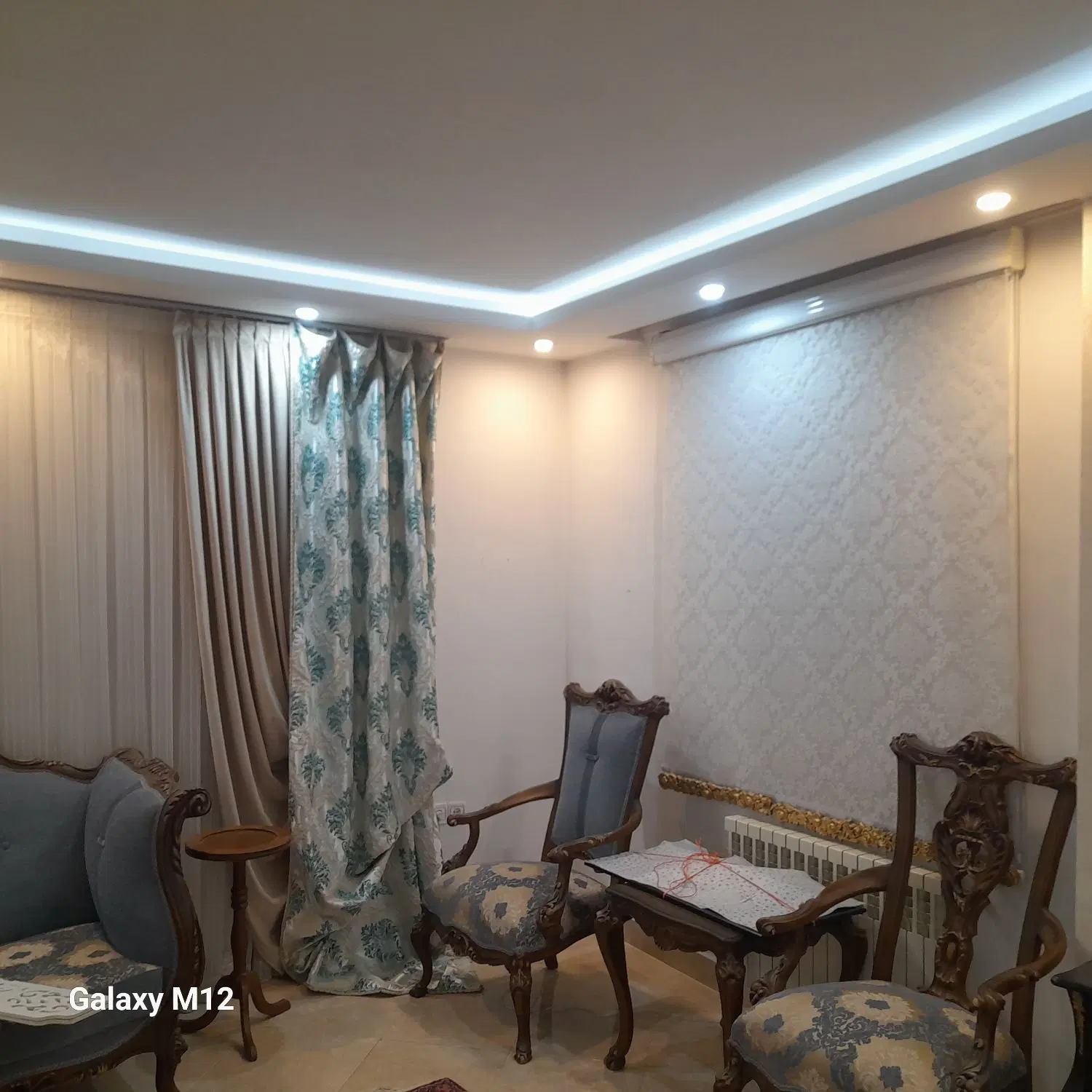 خانه اکازیون در مرکز شهر سه طبقه سه واحد  ط ۲