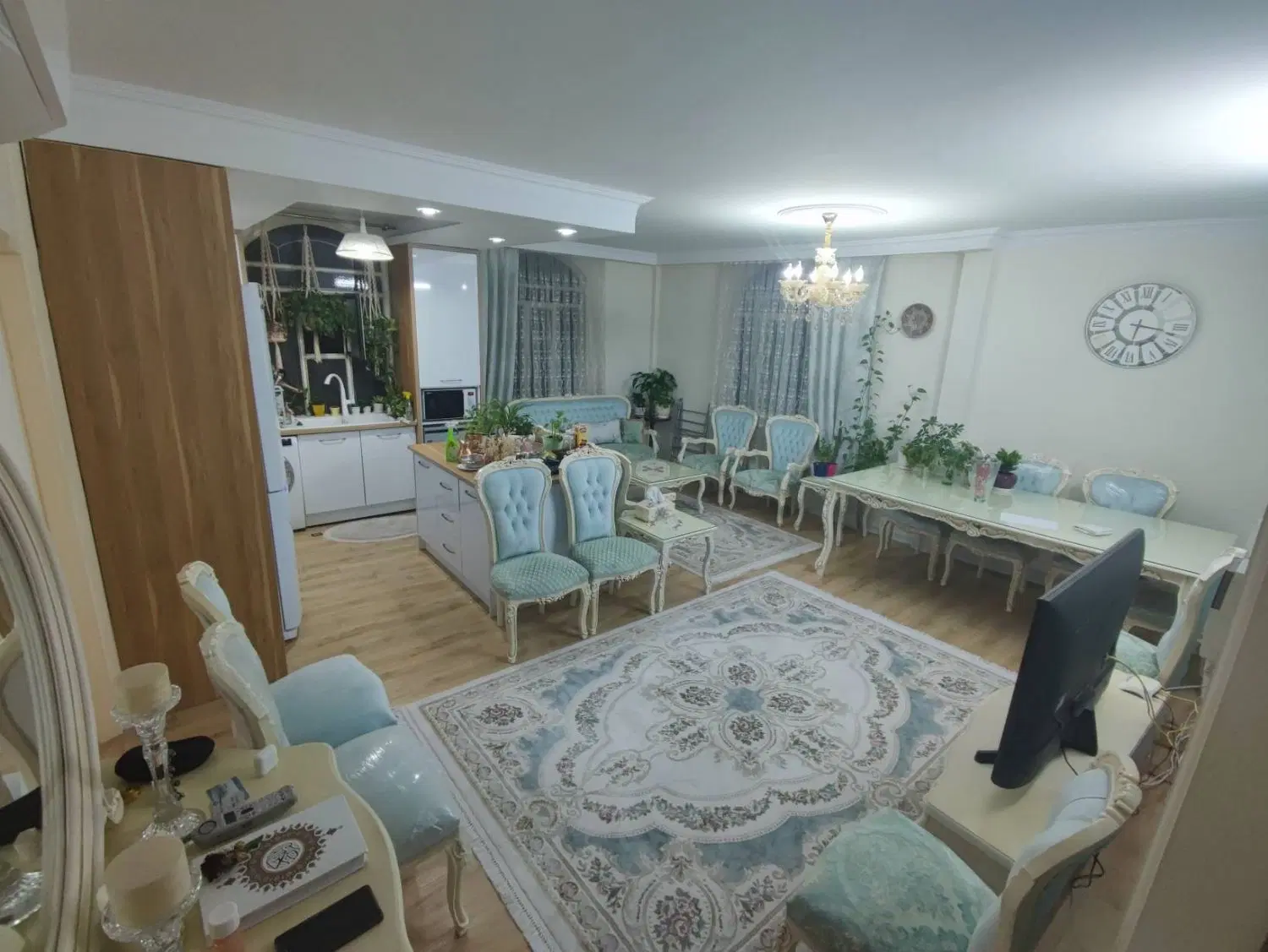 آپارتمان ۶۲ متر خیابان ایران برادران احمدی