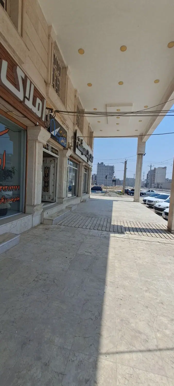 مغازه تجاری در دل مهرشهر