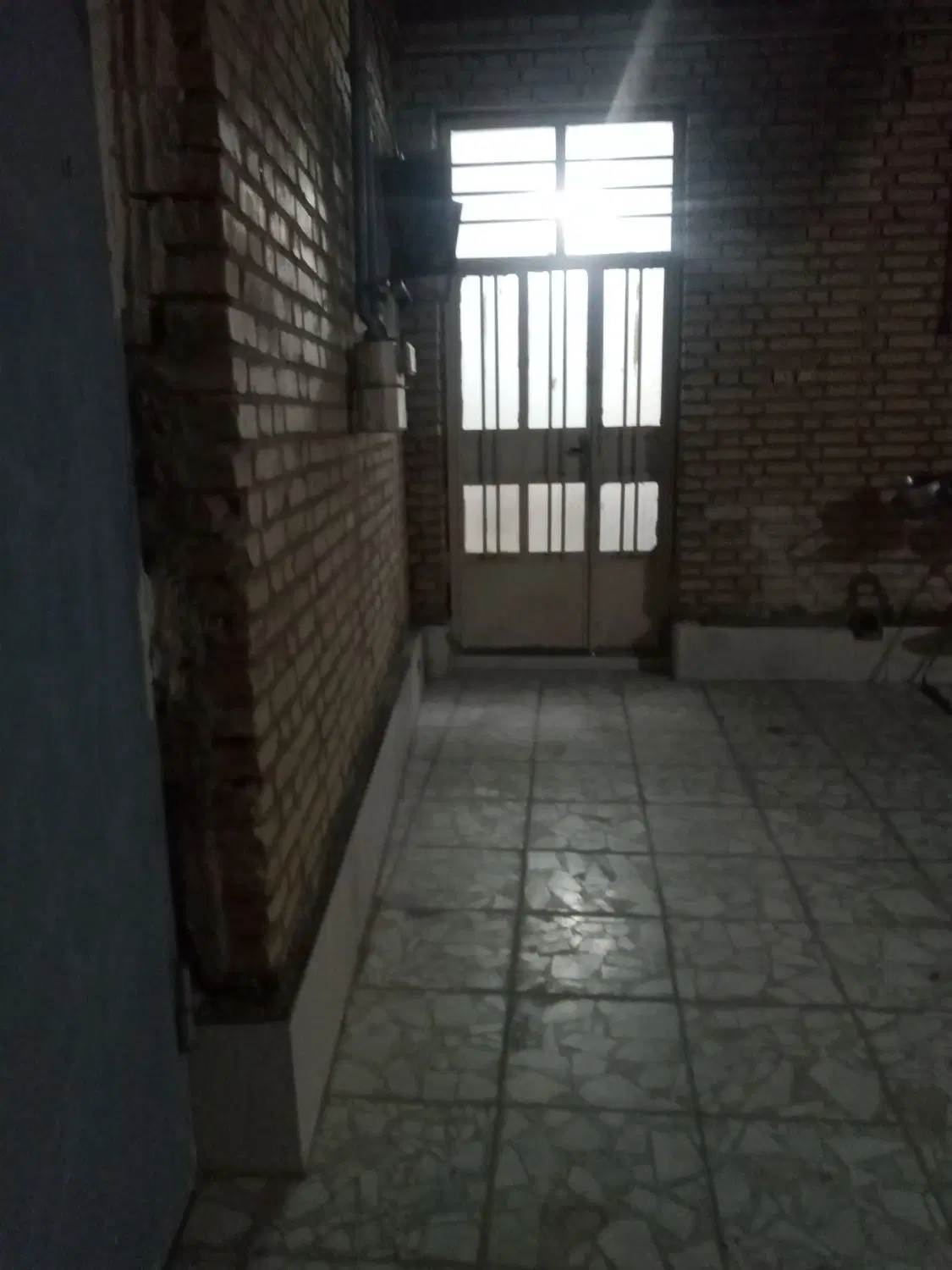 منزل مسکونی ۲۳۰