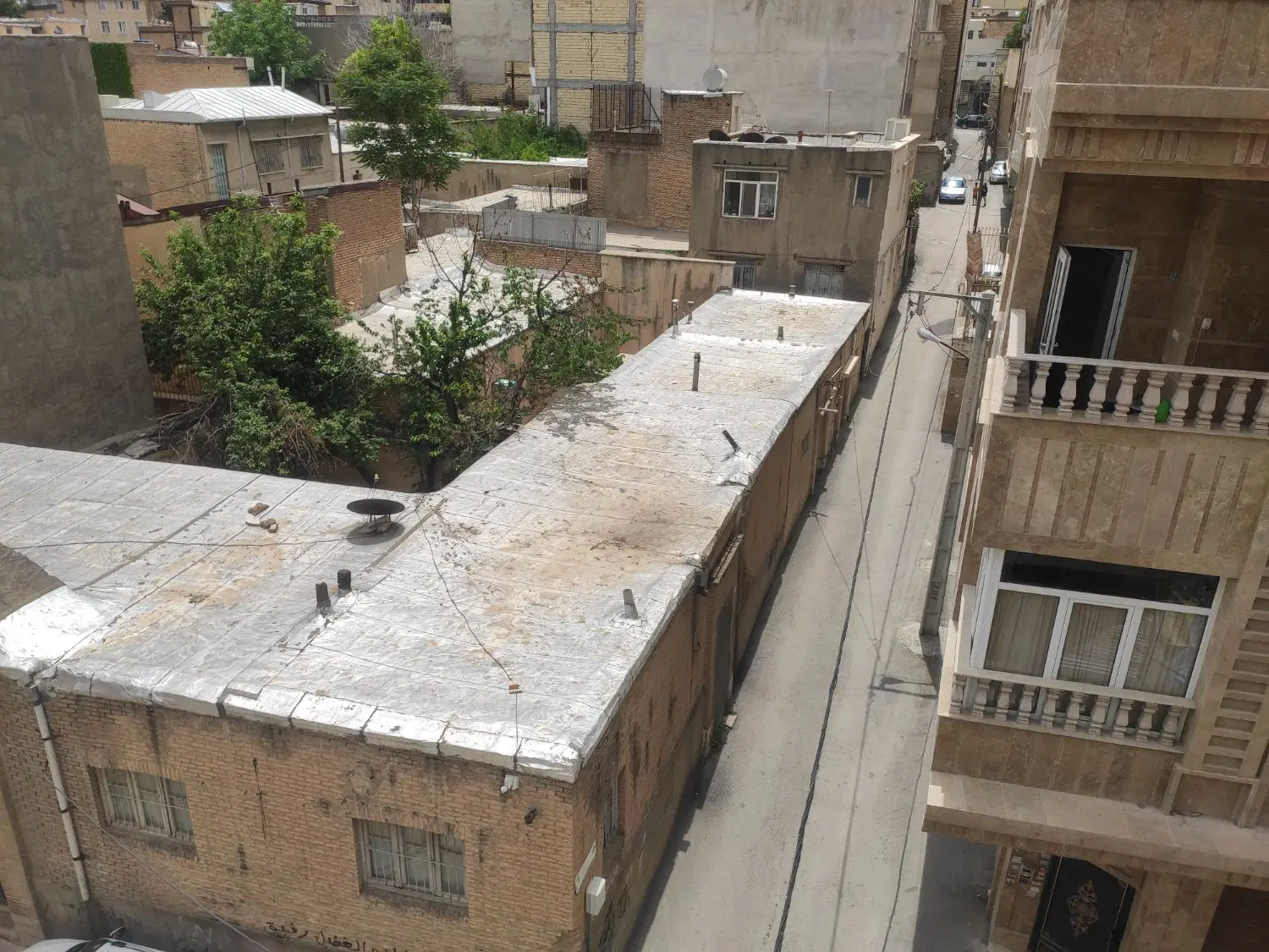 زمین با مجوز ساخت