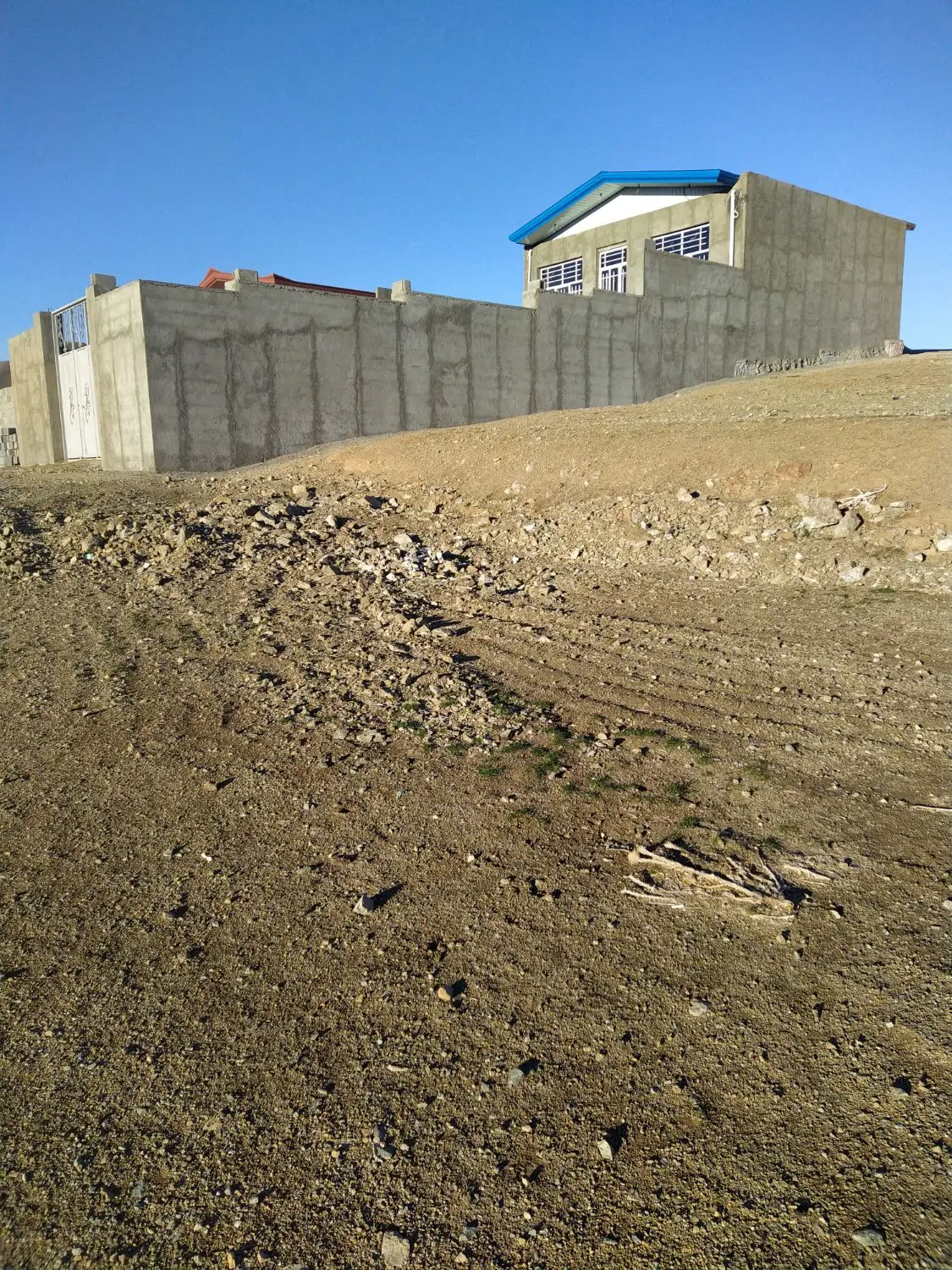 زمین آماد ساخت مرکز روستاخایان