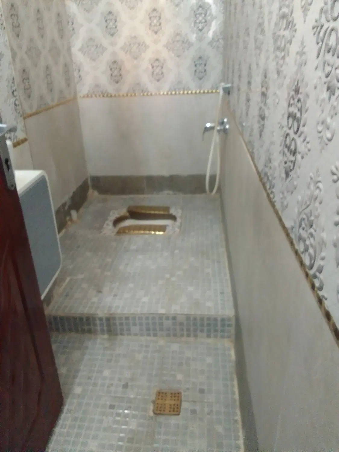 خانه هفتادمتری