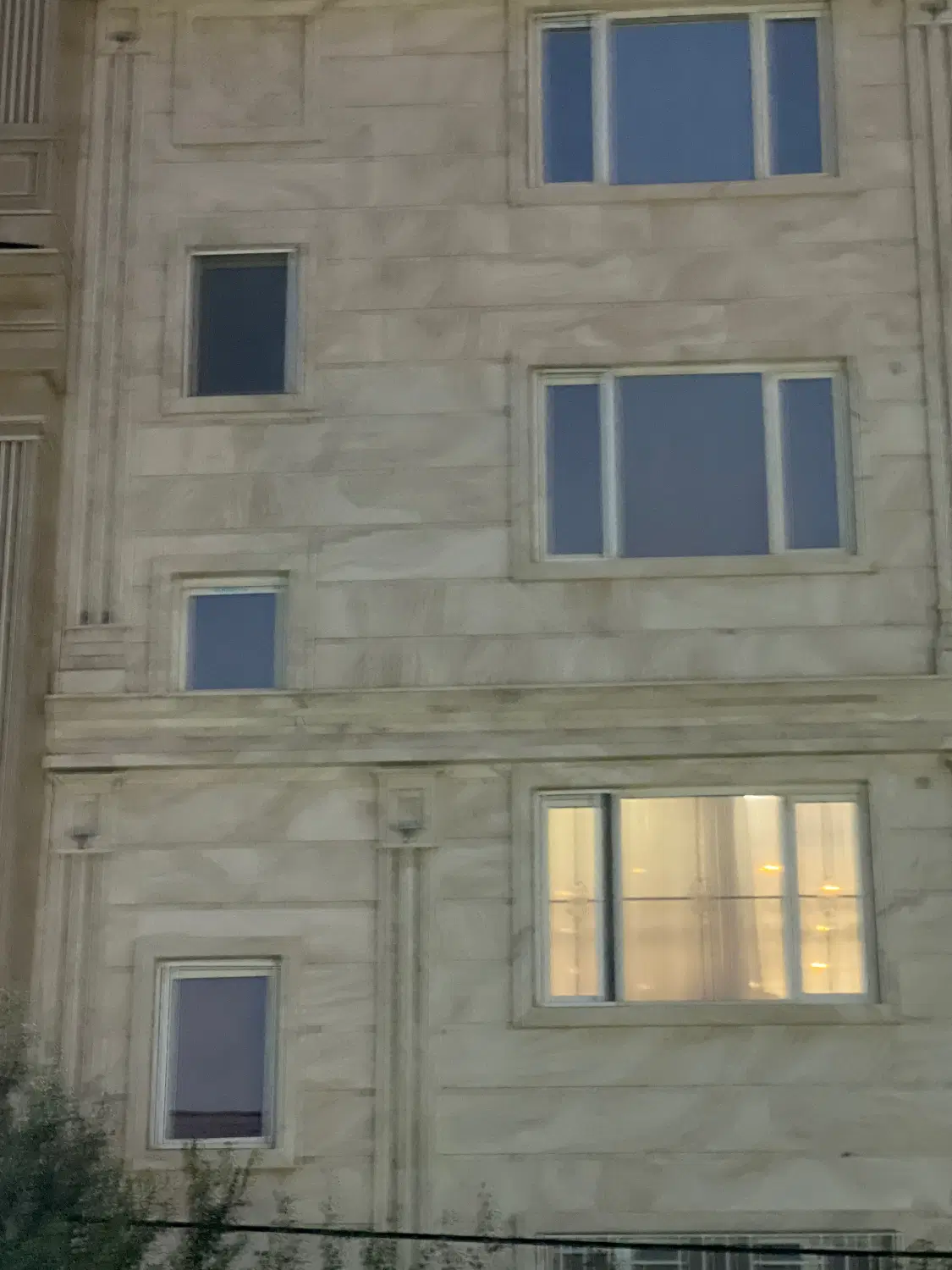 آپارتمان زرافشان