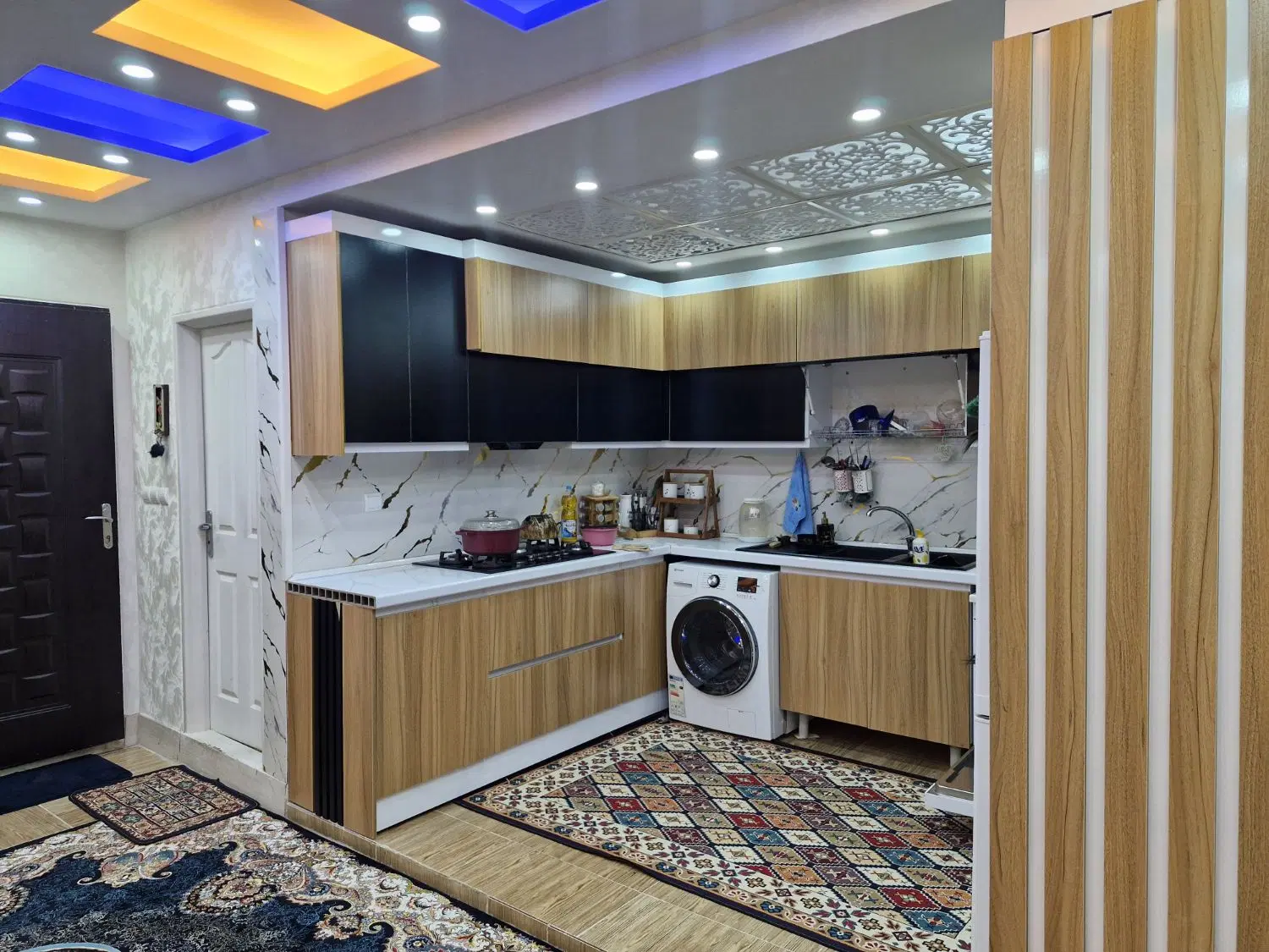واحد 103 متری فول پارکینگ مسقف_ عرصه وام تسویه