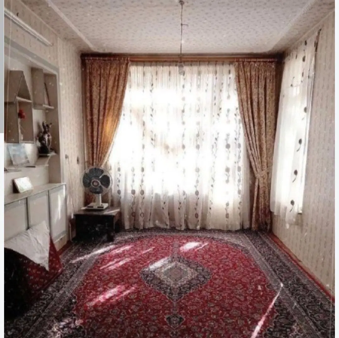 هم اتاقی خانم