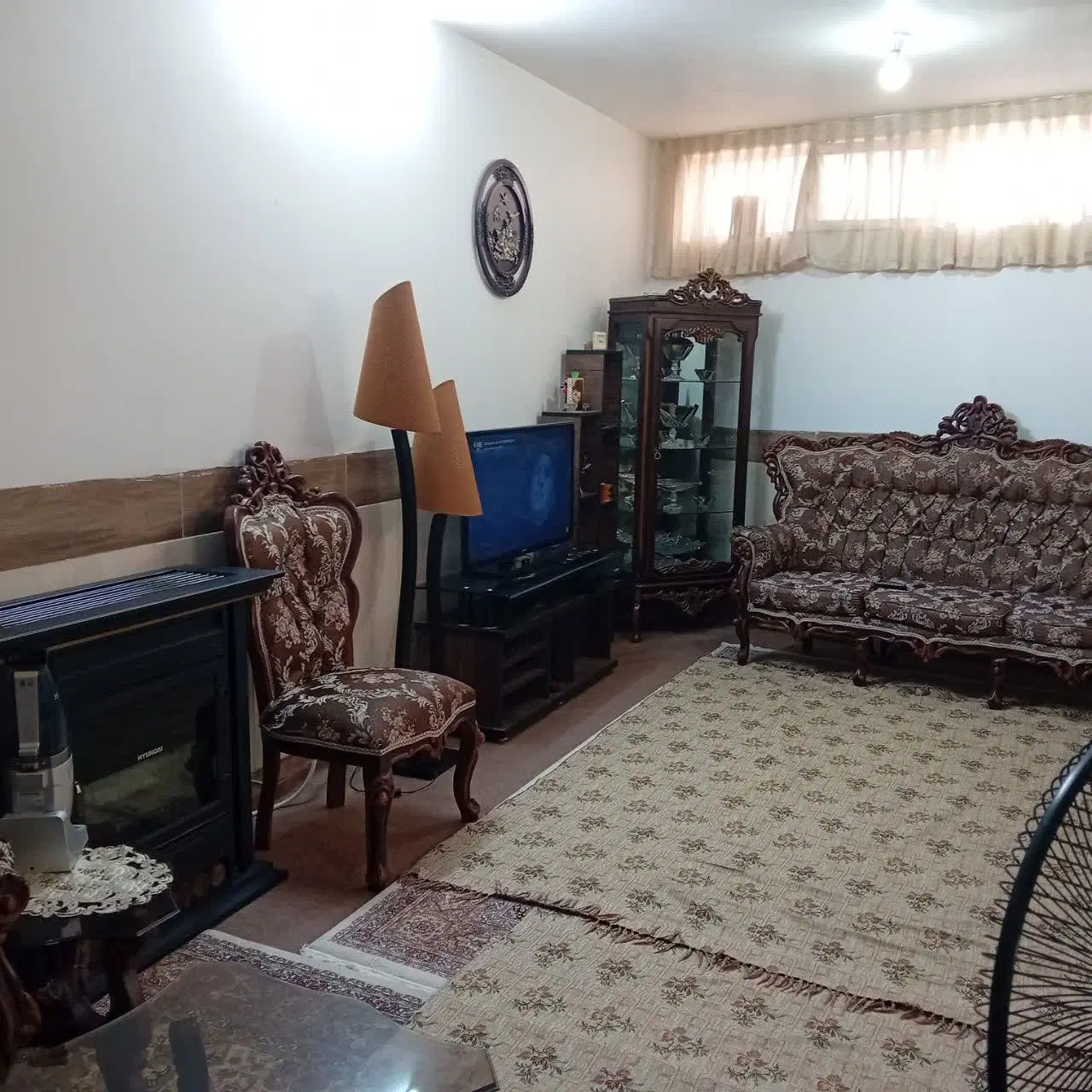 زیرزمین ۷۵متری تک خواب بدون نم ورطوبت