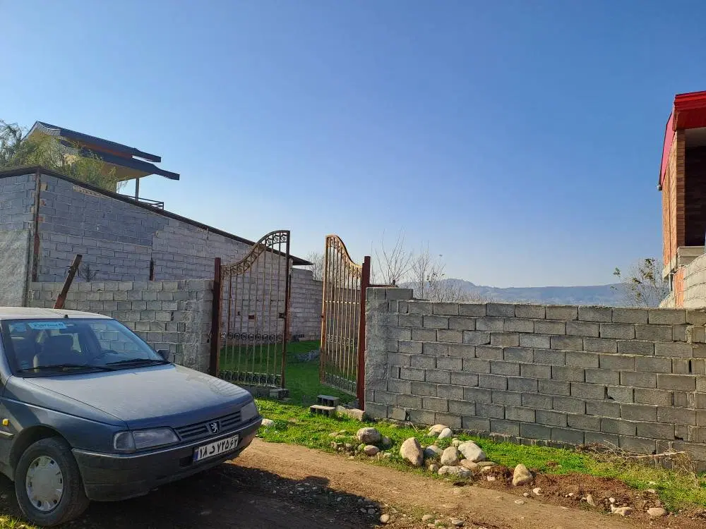 زمین ۱۶۰۰ متری درروستای سنگ بن