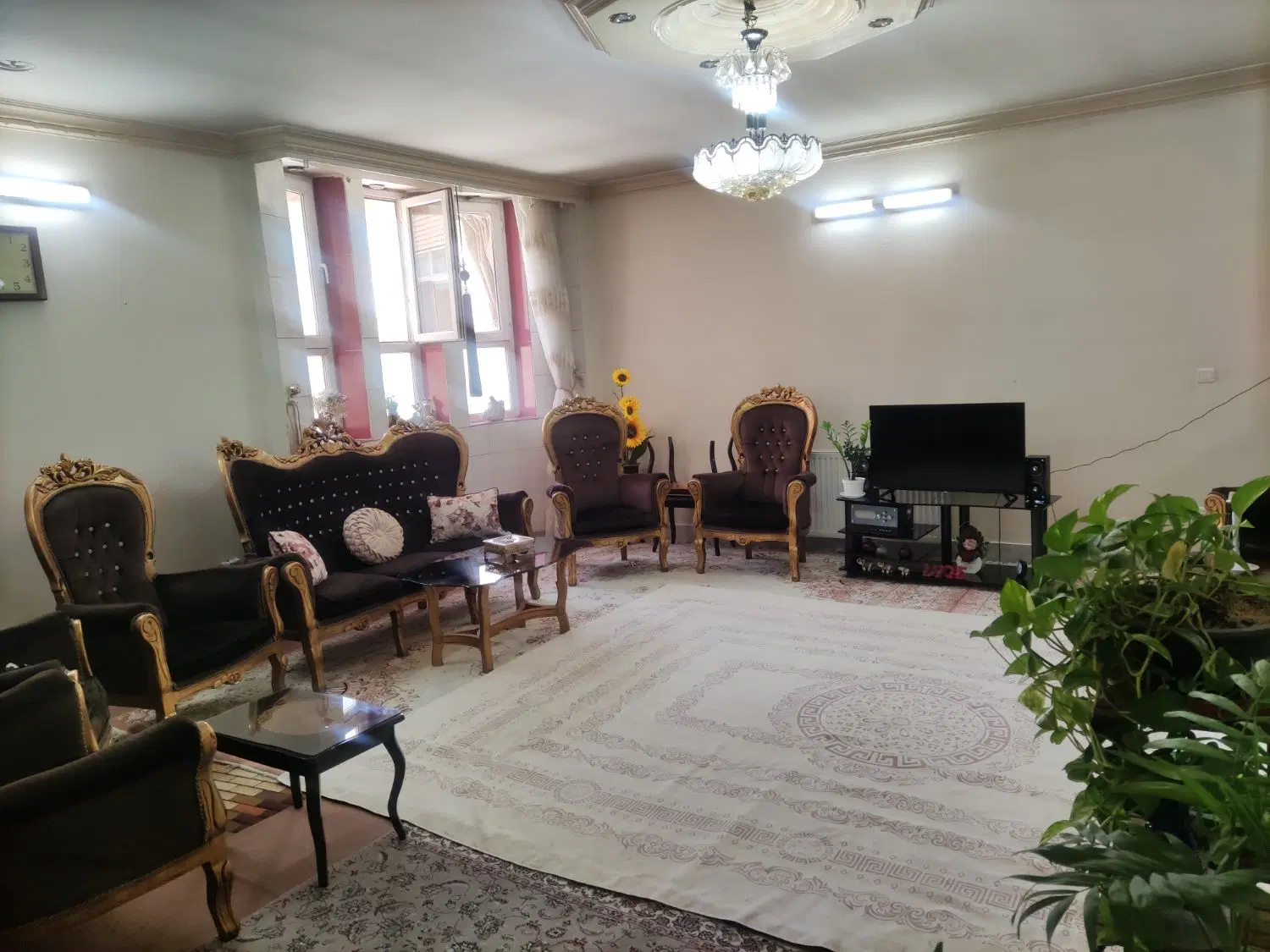معاوضه آپارتمان شهیدان با ویلایی رهنان
