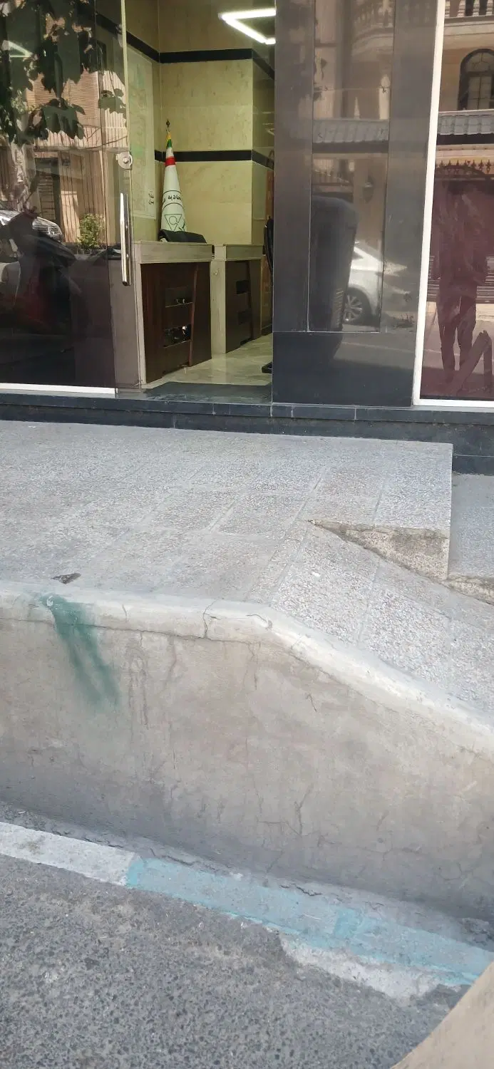 ۲۰ متر مغازه کفی در مرزداران