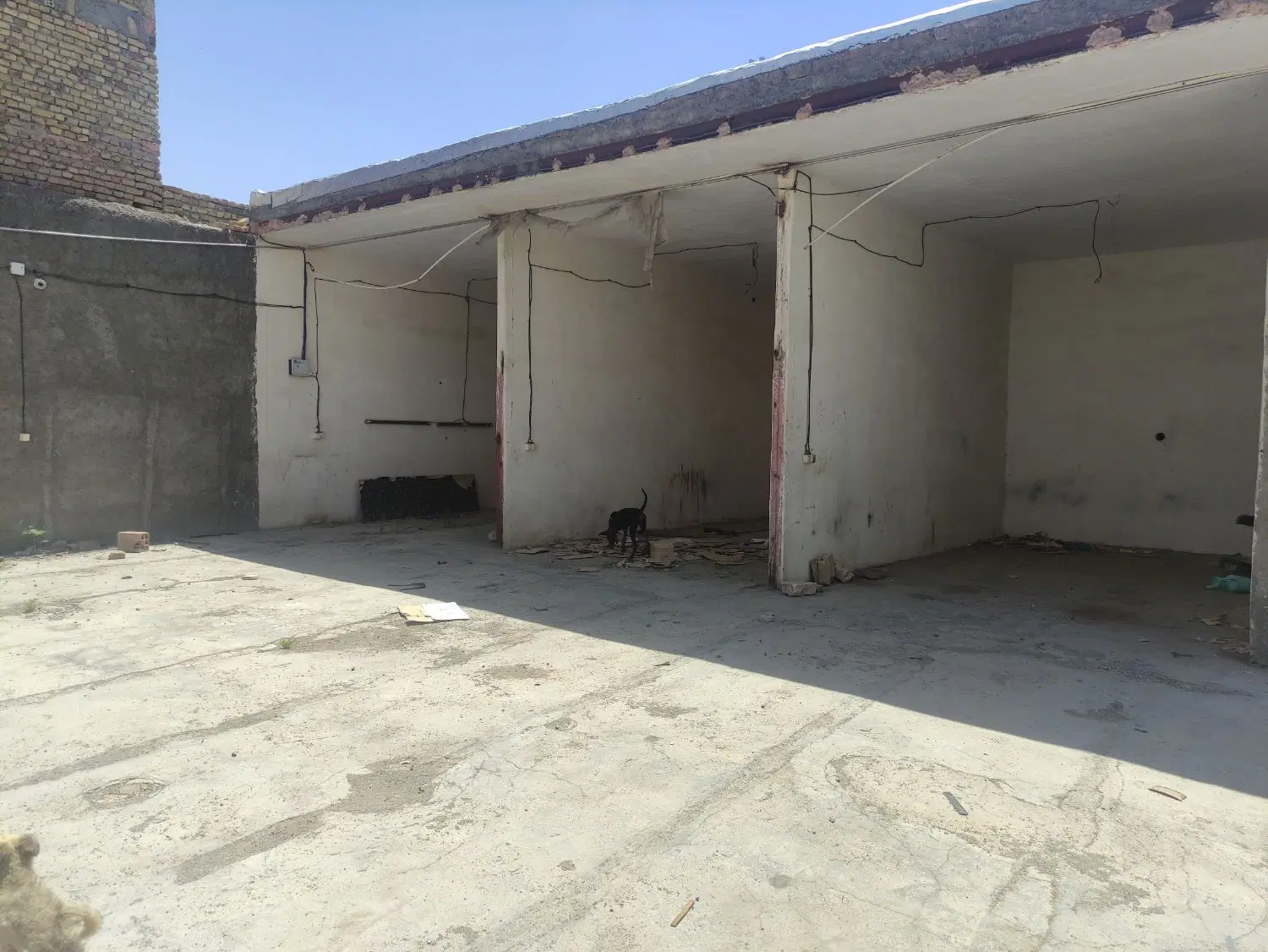مغازه و گاراژ با متراژ بالا حاشیه اتوبان